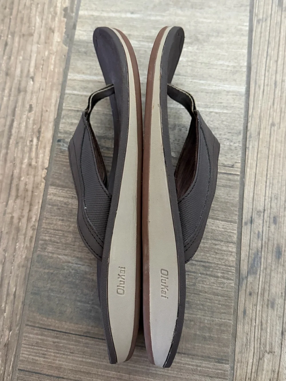 Men’s OLUKAI Ohana flip flop sandals size 12